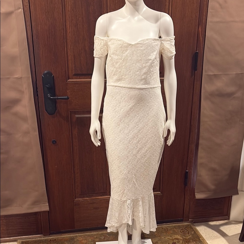Lulu's Off-Shoulder Cream Lace Midi Dress